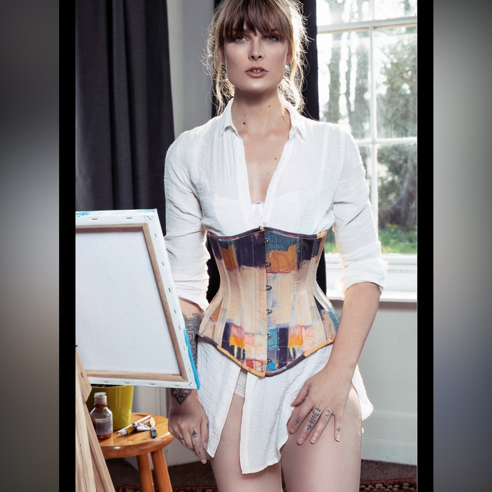 COPY - Marlyn Daggett "Memory" Longline Underbust Corset size 24”